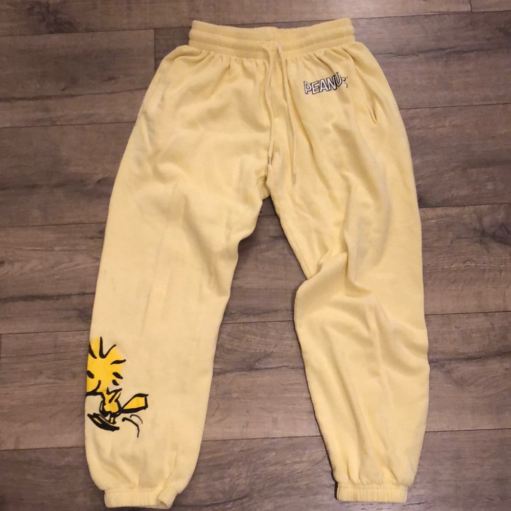 peanuts sweat pants